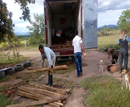 Materiales para Restauración de cerca y aislamiento fueron entregados en 3 municipios del sur del #Tolima
